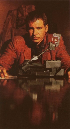 Blade Runner Deckard administers the Voight-Kampff test