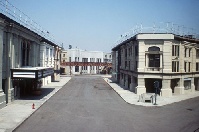 Click to enlarge Warner Brothers New York Street Backlot